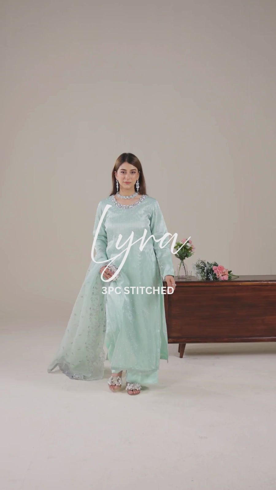 LYRA - RTW1003